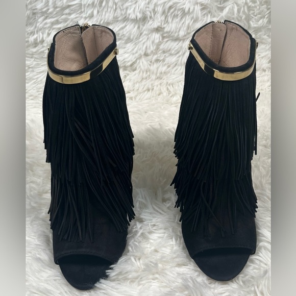 Louise et Cie | Lo-Jayane | Black Fringe Stiletto
Suede Peep Toe Boot - Picture 5 of 11